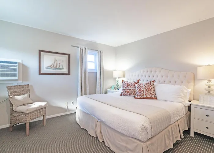 East Hampton House Resort