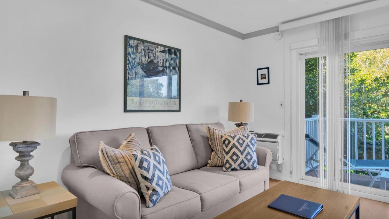 House 3* East Hampton